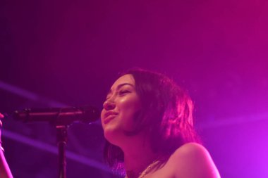Noah Cyrus ilk turnesinde 23 Eylül 2018 'de Orlando Florida' daki Beacham 'da sahne alacak.