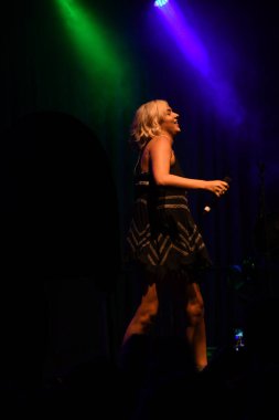 Noah Cyrus ilk turnesinde 23 Eylül 2018 'de Orlando Florida' daki Beacham 'da sahne alacak.