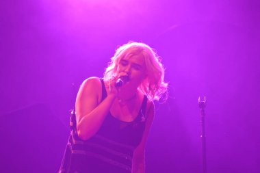 Noah Cyrus ilk turnesinde 23 Eylül 2018 'de Orlando Florida' daki Beacham 'da sahne alacak.