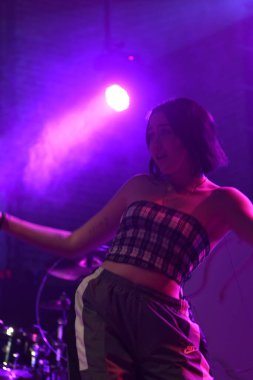 Noah Cyrus ilk turnesinde 23 Eylül 2018 'de Orlando Florida' daki Beacham 'da sahne alacak.