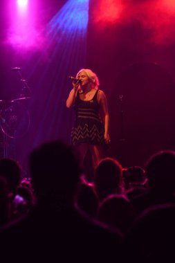 Noah Cyrus ilk turnesinde 23 Eylül 2018 'de Orlando Florida' daki Beacham 'da sahne alacak.