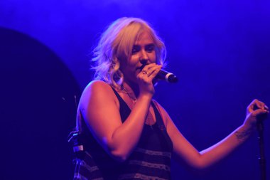 Noah Cyrus ilk turnesinde 23 Eylül 2018 'de Orlando Florida' daki Beacham 'da sahne alacak.