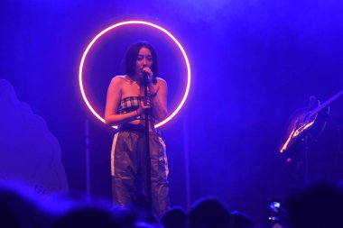 Noah Cyrus ilk turnesinde 23 Eylül 2018 'de Orlando Florida' daki Beacham 'da sahne alacak.