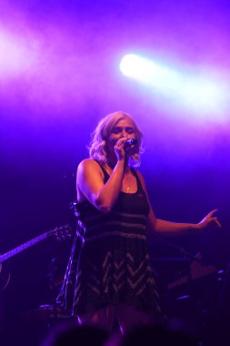 Noah Cyrus ilk turnesinde 23 Eylül 2018 'de Orlando Florida' daki Beacham 'da sahne alacak.