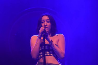 Noah Cyrus ilk turnesinde 23 Eylül 2018 'de Orlando Florida' daki Beacham 'da sahne alacak.