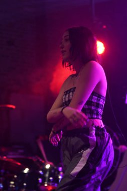 Noah Cyrus ilk turnesinde 23 Eylül 2018 'de Orlando Florida' daki Beacham 'da sahne alacak.