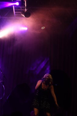 Noah Cyrus ilk turnesinde 23 Eylül 2018 'de Orlando Florida' daki Beacham 'da sahne alacak.