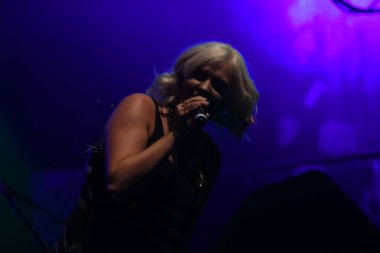 Noah Cyrus ilk turnesinde 23 Eylül 2018 'de Orlando Florida' daki Beacham 'da sahne alacak.