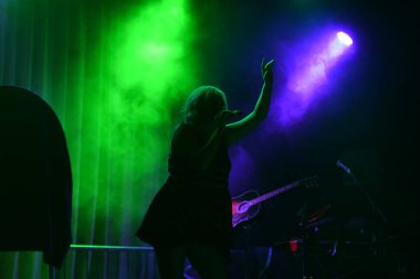 Noah Cyrus ilk turnesinde 23 Eylül 2018 'de Orlando Florida' daki Beacham 'da sahne alacak.