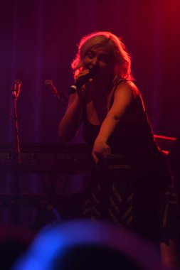 Noah Cyrus ilk turnesinde 23 Eylül 2018 'de Orlando Florida' daki Beacham 'da sahne alacak.