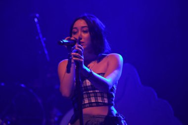 Noah Cyrus ilk turnesinde 23 Eylül 2018 'de Orlando Florida' daki Beacham 'da sahne alacak.