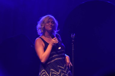 Noah Cyrus ilk turnesinde 23 Eylül 2018 'de Orlando Florida' daki Beacham 'da sahne alacak.