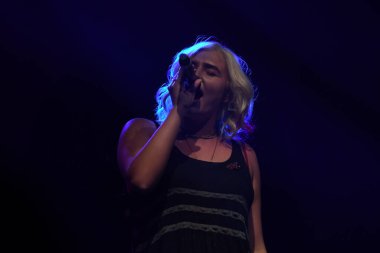 Noah Cyrus ilk turnesinde 23 Eylül 2018 'de Orlando Florida' daki Beacham 'da sahne alacak.