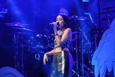 Noah Cyrus ilk turnesinde 23 Eylül 2018 'de Orlando Florida' daki Beacham 'da sahne alacak.
