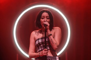 Noah Cyrus ilk turnesinde 23 Eylül 2018 'de Orlando Florida' daki Beacham 'da sahne alacak.