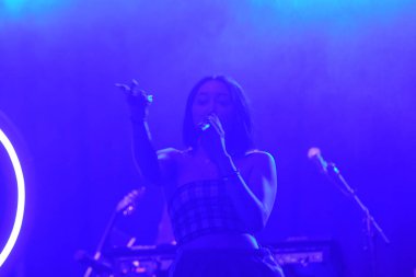 Noah Cyrus ilk turnesinde 23 Eylül 2018 'de Orlando Florida' daki Beacham 'da sahne alacak.