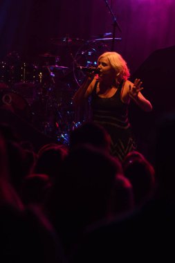 Noah Cyrus ilk turnesinde 23 Eylül 2018 'de Orlando Florida' daki Beacham 'da sahne alacak.