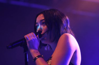 Noah Cyrus ilk turnesinde 23 Eylül 2018 'de Orlando Florida' daki Beacham 'da sahne alacak.