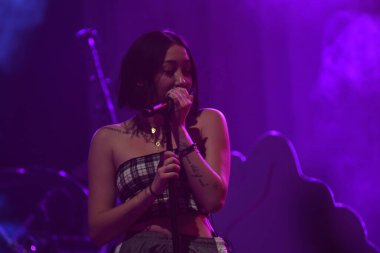 Noah Cyrus ilk turnesinde 23 Eylül 2018 'de Orlando Florida' daki Beacham 'da sahne alacak.