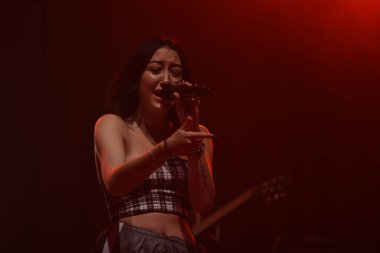 Noah Cyrus ilk turnesinde 23 Eylül 2018 'de Orlando Florida' daki Beacham 'da sahne alacak.