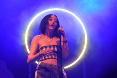 Noah Cyrus ilk turnesinde 23 Eylül 2018 'de Orlando Florida' daki Beacham 'da sahne alacak.