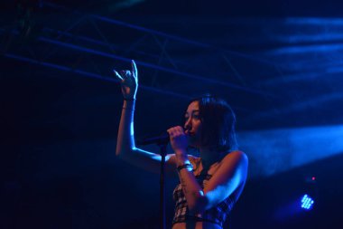 Noah Cyrus ilk turnesinde 23 Eylül 2018 'de Orlando Florida' daki Beacham 'da sahne alacak.