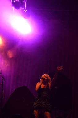 Noah Cyrus ilk turnesinde 23 Eylül 2018 'de Orlando Florida' daki Beacham 'da sahne alacak.