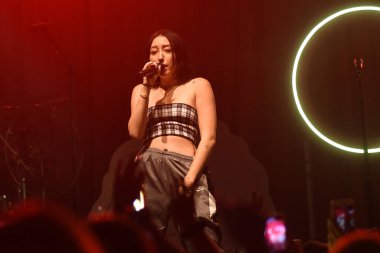 Noah Cyrus ilk turnesinde 23 Eylül 2018 'de Orlando Florida' daki Beacham 'da sahne alacak.