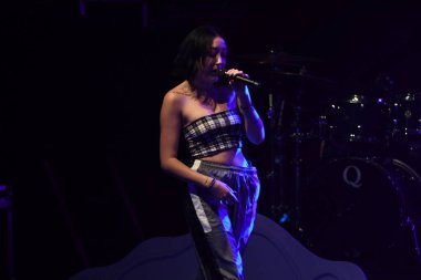 Noah Cyrus ilk turnesinde 23 Eylül 2018 'de Orlando Florida' daki Beacham 'da sahne alacak.