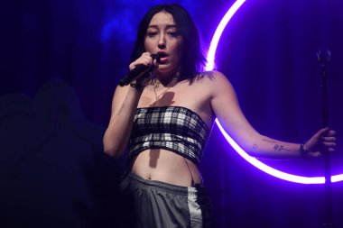 Noah Cyrus ilk turnesinde 23 Eylül 2018 'de Orlando Florida' daki Beacham 'da sahne alacak.