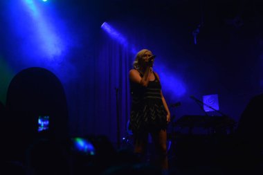 Noah Cyrus ilk turnesinde 23 Eylül 2018 'de Orlando Florida' daki Beacham 'da sahne alacak.