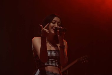 Noah Cyrus ilk turnesinde 23 Eylül 2018 'de Orlando Florida' daki Beacham 'da sahne alacak.