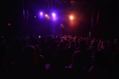 Noah Cyrus ilk turnesinde 23 Eylül 2018 'de Orlando Florida' daki Beacham 'da sahne alacak.