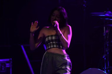 Noah Cyrus ilk turnesinde 23 Eylül 2018 'de Orlando Florida' daki Beacham 'da sahne alacak.