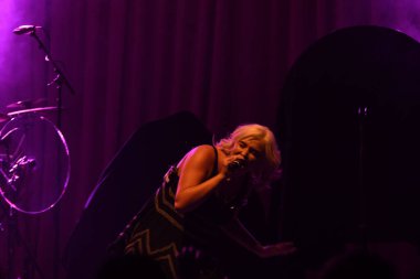 Noah Cyrus ilk turnesinde 23 Eylül 2018 'de Orlando Florida' daki Beacham 'da sahne alacak.