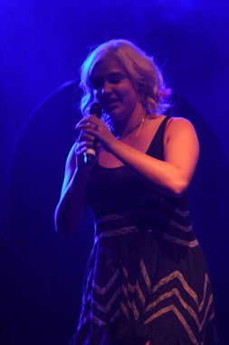 Noah Cyrus ilk turnesinde 23 Eylül 2018 'de Orlando Florida' daki Beacham 'da sahne alacak.