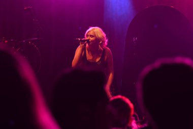 Noah Cyrus ilk turnesinde 23 Eylül 2018 'de Orlando Florida' daki Beacham 'da sahne alacak.