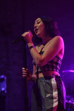 Noah Cyrus ilk turnesinde 23 Eylül 2018 'de Orlando Florida' daki Beacham 'da sahne alacak.