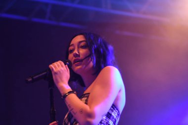 Noah Cyrus ilk turnesinde 23 Eylül 2018 'de Orlando Florida' daki Beacham 'da sahne alacak.