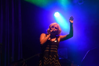 Noah Cyrus ilk turnesinde 23 Eylül 2018 'de Orlando Florida' daki Beacham 'da sahne alacak.