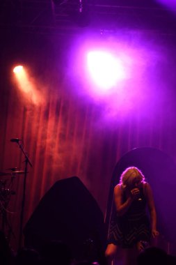 Noah Cyrus ilk turnesinde 23 Eylül 2018 'de Orlando Florida' daki Beacham 'da sahne alacak.