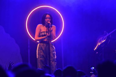 Noah Cyrus ilk turnesinde 23 Eylül 2018 'de Orlando Florida' daki Beacham 'da sahne alacak.