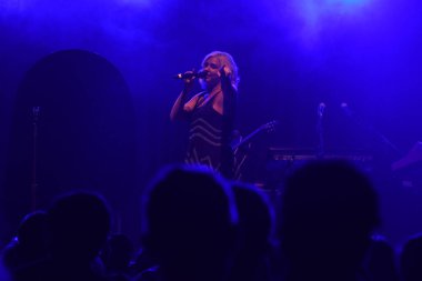 Noah Cyrus ilk turnesinde 23 Eylül 2018 'de Orlando Florida' daki Beacham 'da sahne alacak.