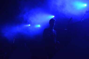 Noah Cyrus ilk turnesinde 23 Eylül 2018 'de Orlando Florida' daki Beacham 'da sahne alacak.