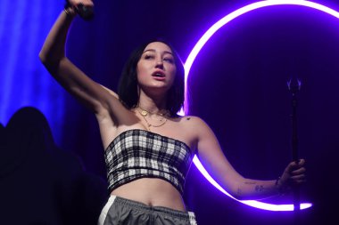 Noah Cyrus ilk turnesinde 23 Eylül 2018 'de Orlando Florida' daki Beacham 'da sahne alacak.