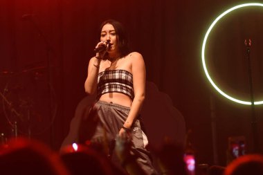 Noah Cyrus ilk turnesinde 23 Eylül 2018 'de Orlando Florida' daki Beacham 'da sahne alacak.