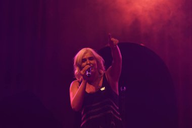 Noah Cyrus ilk turnesinde 23 Eylül 2018 'de Orlando Florida' daki Beacham 'da sahne alacak.