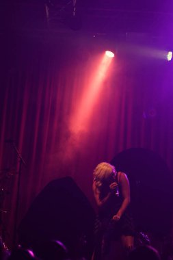 Noah Cyrus ilk turnesinde 23 Eylül 2018 'de Orlando Florida' daki Beacham 'da sahne alacak.