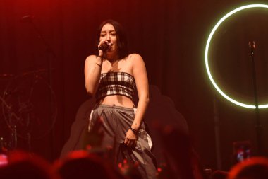 Noah Cyrus ilk turnesinde 23 Eylül 2018 'de Orlando Florida' daki Beacham 'da sahne alacak.