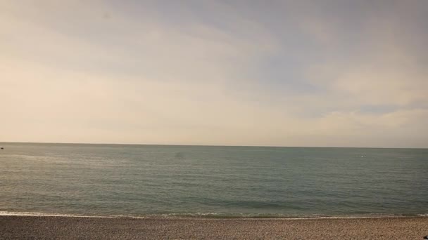 Atlantische kust in Frankrijk. Etretat — Stockvideo